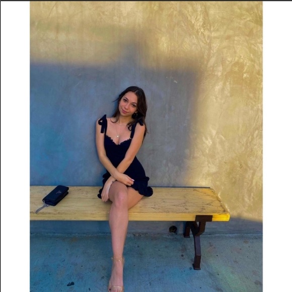 NWOT Reformation Christine dress - Picture 4 of 10